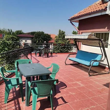 Vila Virginia Guest house *