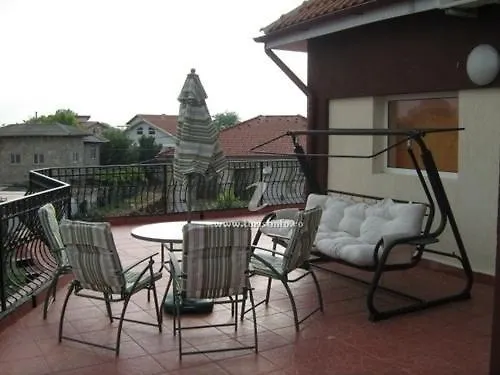 Virginia Πανσιόν