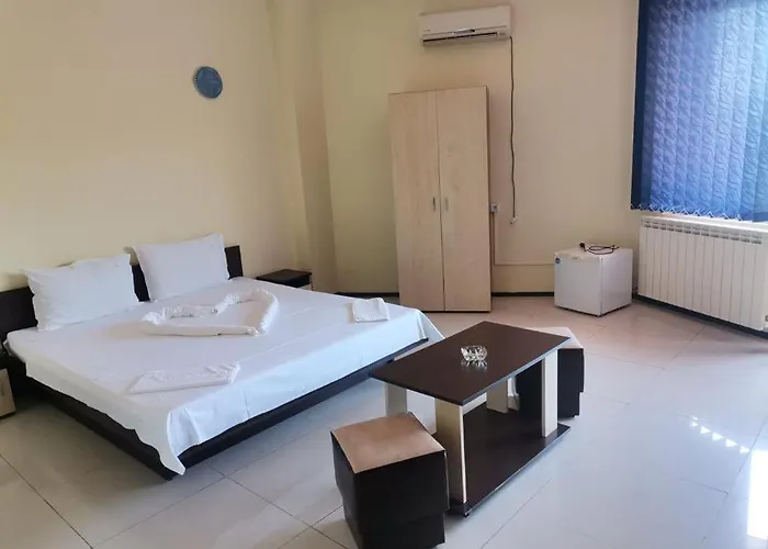 Πανσιόν Virginia 3*