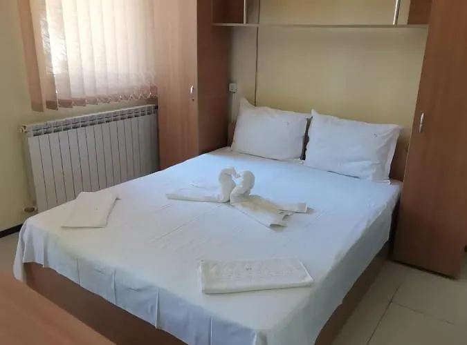 Virginia Πανσιόν 3*